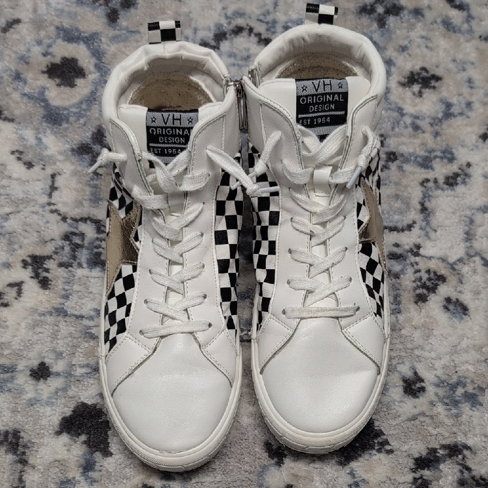 Vintage Havana Checkerboard High-Top Sneakers with Metallic Star • Size 10 - Picture 4 of 8